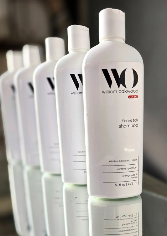 William Oakwood Flea & Tick shampoo